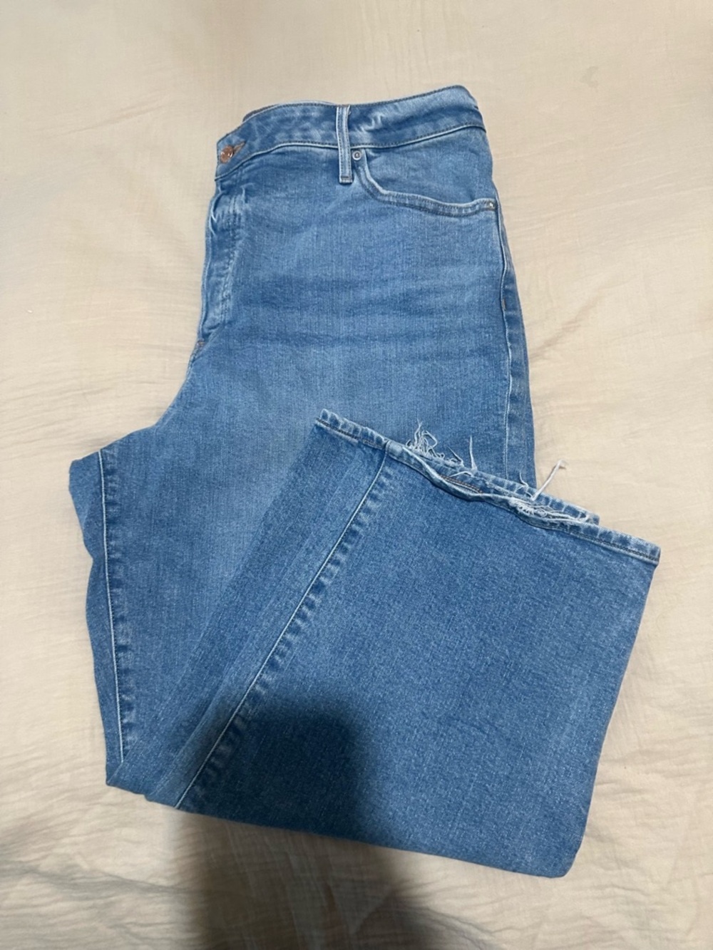 Express High Waisted Light Wash Straight Leg Jeans Raw Hem Ankle Women’s Size